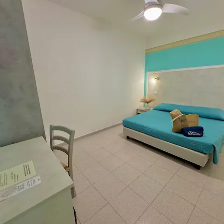 Monna Lisa 3* Procchio (Isola d'Elba)