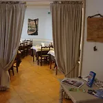 Monna Lisa Hotel 3*