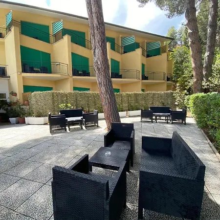 ホテル Monna Lisa