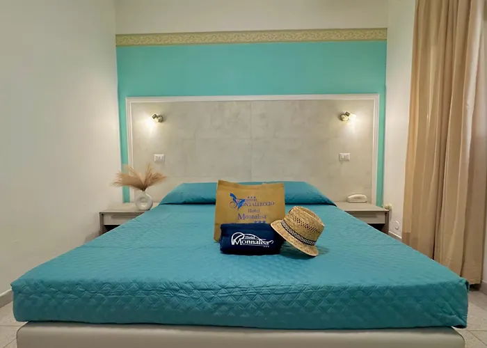 Monna Lisa فندق 3*