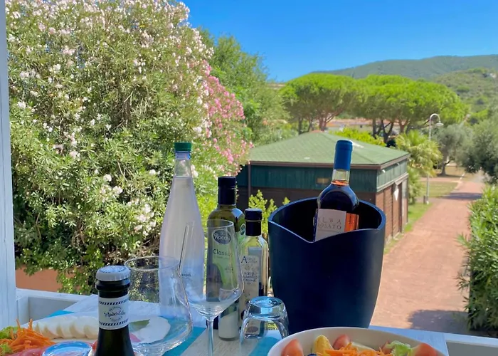 Monna Lisa 3* Procchio (Isola d'Elba)