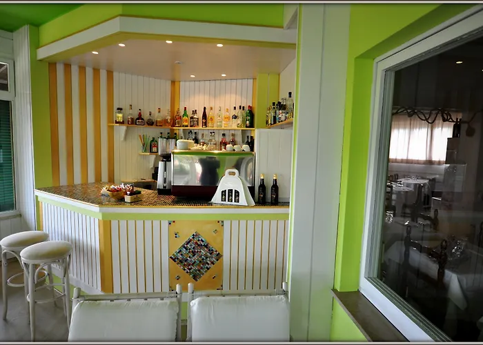 فندق Monna Lisa 3*